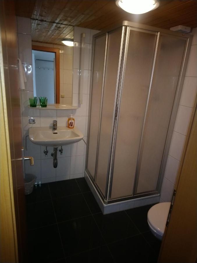 Gasthaus Krone Ubersaxen エクステリア 写真