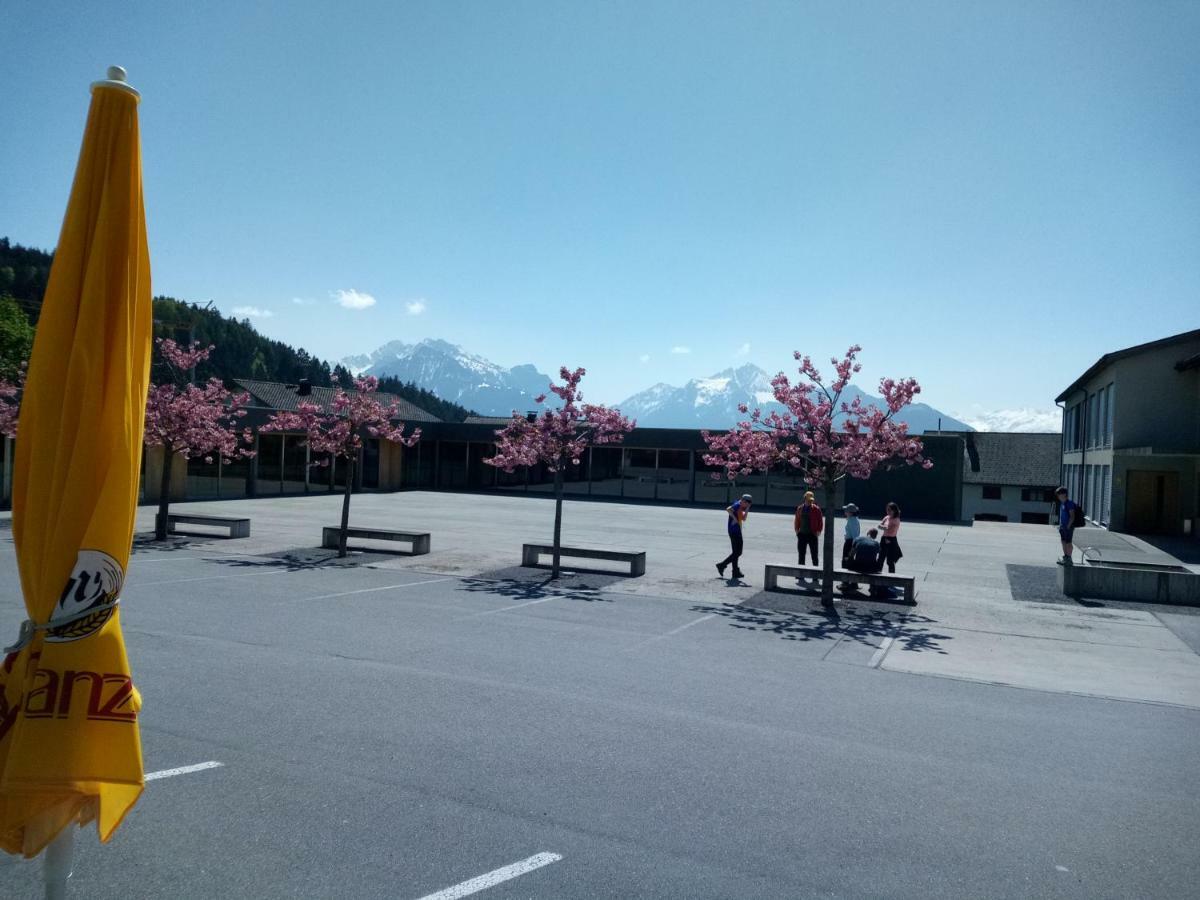 Gasthaus Krone Ubersaxen エクステリア 写真